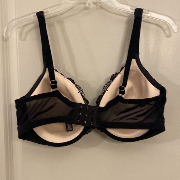 Victoria’s Secret bra underlined perfect coverage size 36DD - Picture 4 of 6